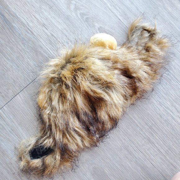Lion Mane Costume for Cat with Velcro fastener - Picture 9 of 12